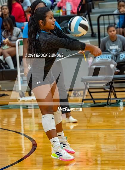 Thumbnail 1 in Pearland @ Shadow Creek photogallery.