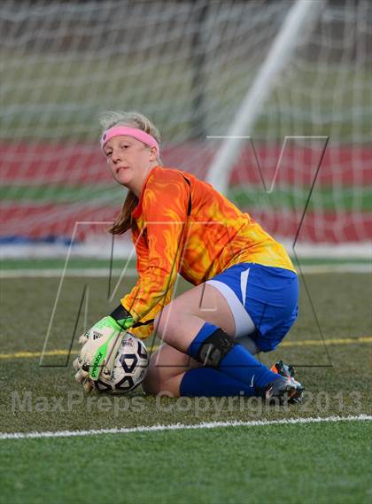 Thumbnail 3 in Old Saybrook vs. Portland (CIAC Class S Final) photogallery.