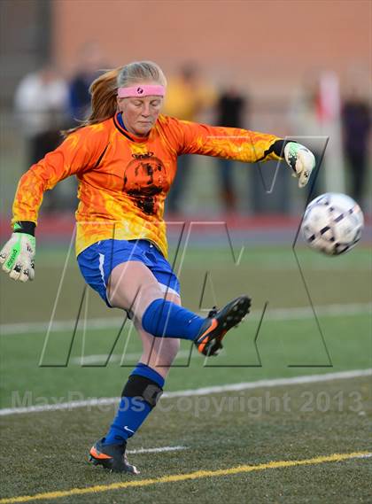 Thumbnail 1 in Old Saybrook vs. Portland (CIAC Class S Final) photogallery.
