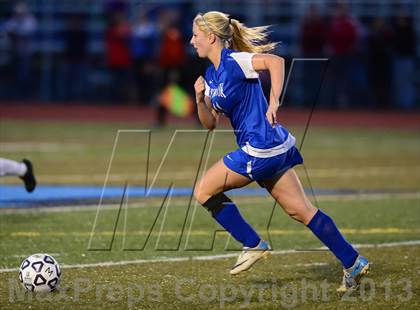 Thumbnail 2 in Old Saybrook vs. Portland (CIAC Class S Final) photogallery.