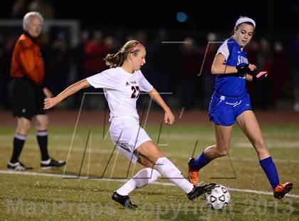 Thumbnail 2 in Old Saybrook vs. Portland (CIAC Class S Final) photogallery.