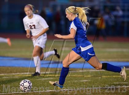 Thumbnail 3 in Old Saybrook vs. Portland (CIAC Class S Final) photogallery.