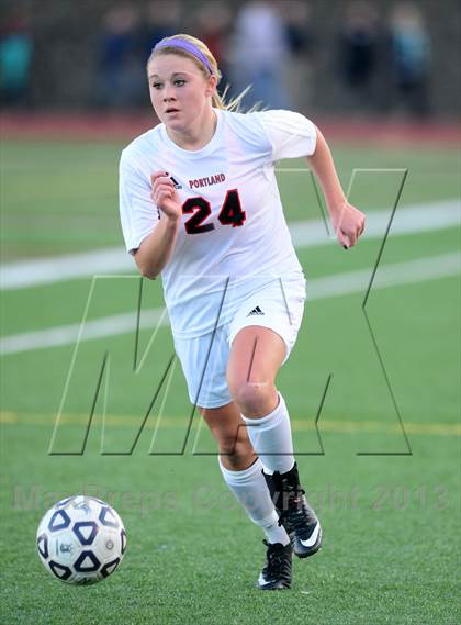 Thumbnail 2 in Old Saybrook vs. Portland (CIAC Class S Final) photogallery.