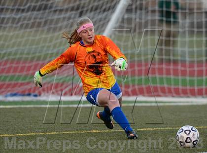 Thumbnail 3 in Old Saybrook vs. Portland (CIAC Class S Final) photogallery.