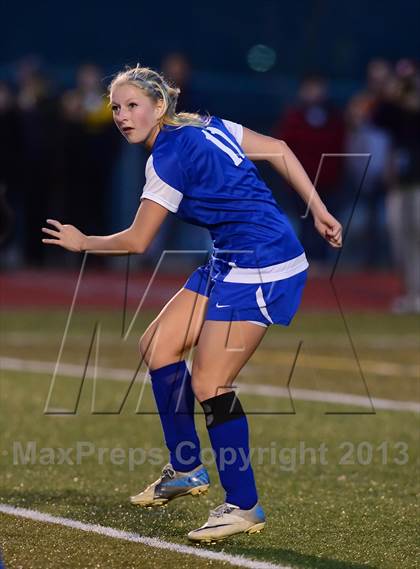 Thumbnail 2 in Old Saybrook vs. Portland (CIAC Class S Final) photogallery.