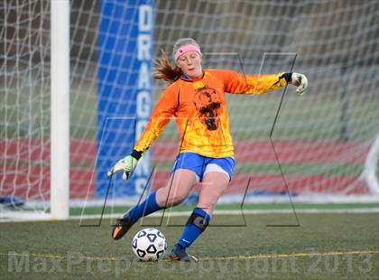 Thumbnail 2 in Old Saybrook vs. Portland (CIAC Class S Final) photogallery.