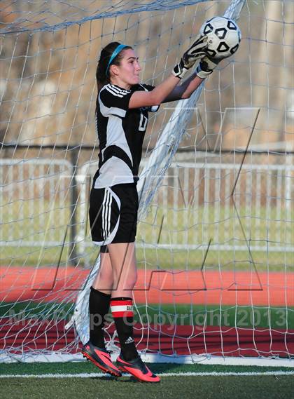 Thumbnail 2 in Old Saybrook vs. Portland (CIAC Class S Final) photogallery.