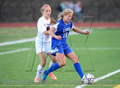 Thumbnail 2 in Old Saybrook vs. Portland (CIAC Class S Final) photogallery.