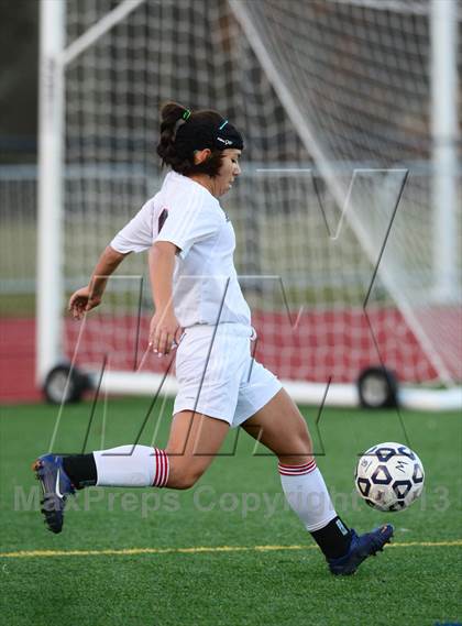 Thumbnail 3 in Old Saybrook vs. Portland (CIAC Class S Final) photogallery.