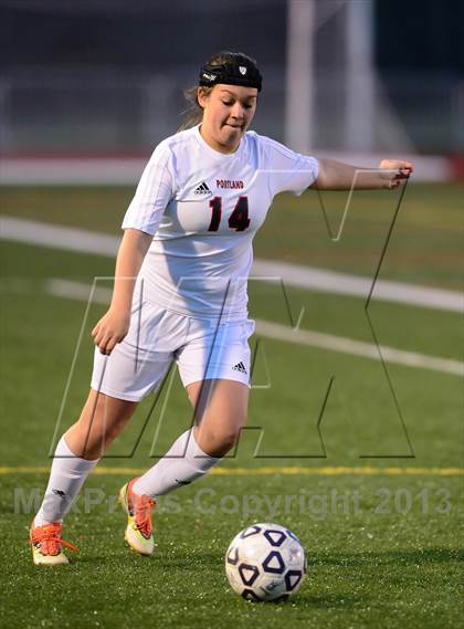 Thumbnail 3 in Old Saybrook vs. Portland (CIAC Class S Final) photogallery.