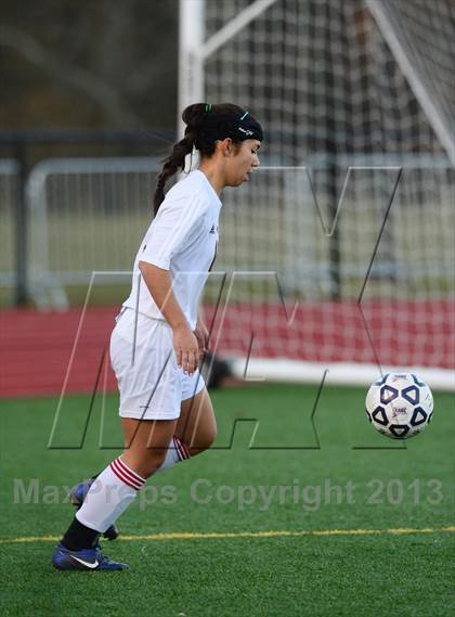Thumbnail 2 in Old Saybrook vs. Portland (CIAC Class S Final) photogallery.
