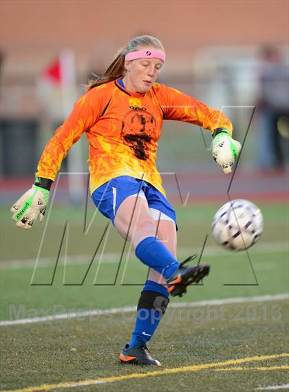 Thumbnail 1 in Old Saybrook vs. Portland (CIAC Class S Final) photogallery.