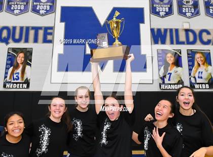 Thumbnail 3 in AIA D1/D2 Badminton Team Championships photogallery.