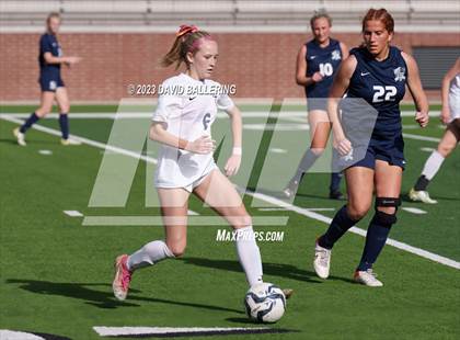 Thumbnail 3 in Reedy vs. Wakeland (UIL Regional Quarterfinal Playoff) photogallery.