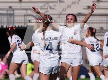 Thumbnail 3 in Reedy vs. Wakeland (UIL Regional Quarterfinal Playoff) photogallery.