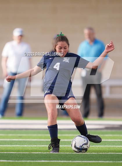 Thumbnail 1 in Reedy vs. Wakeland (UIL Regional Quarterfinal Playoff) photogallery.