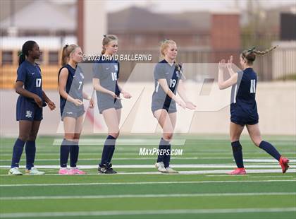 Thumbnail 2 in Reedy vs. Wakeland (UIL Regional Quarterfinal Playoff) photogallery.