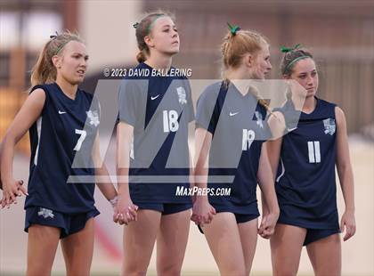 Thumbnail 2 in Reedy vs. Wakeland (UIL Regional Quarterfinal Playoff) photogallery.