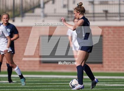 Thumbnail 1 in Reedy vs. Wakeland (UIL Regional Quarterfinal Playoff) photogallery.