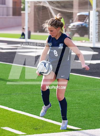 Thumbnail 2 in Reedy vs. Wakeland (UIL Regional Quarterfinal Playoff) photogallery.