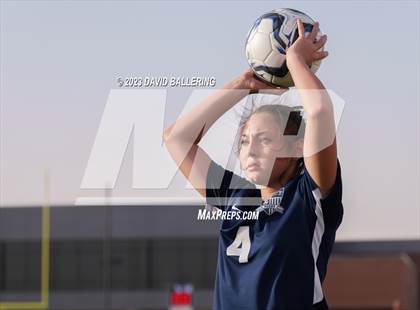 Thumbnail 3 in Reedy vs. Wakeland (UIL Regional Quarterfinal Playoff) photogallery.