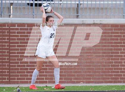 Thumbnail 2 in Reedy vs. Wakeland (UIL Regional Quarterfinal Playoff) photogallery.