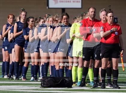 Thumbnail 2 in Reedy vs. Wakeland (UIL Regional Quarterfinal Playoff) photogallery.