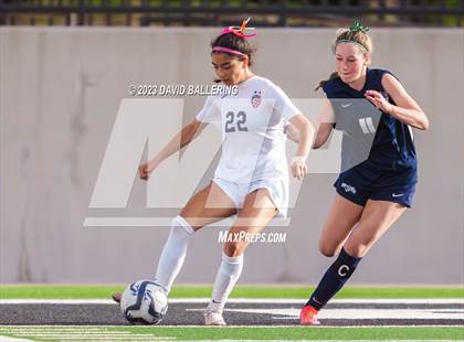 Thumbnail 2 in Reedy vs. Wakeland (UIL Regional Quarterfinal Playoff) photogallery.
