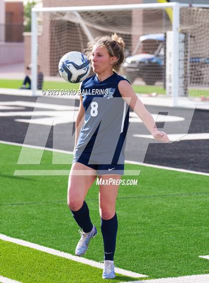 Thumbnail 1 in Reedy vs. Wakeland (UIL Regional Quarterfinal Playoff) photogallery.