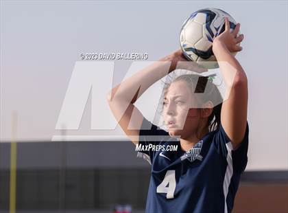 Thumbnail 1 in Reedy vs. Wakeland (UIL Regional Quarterfinal Playoff) photogallery.
