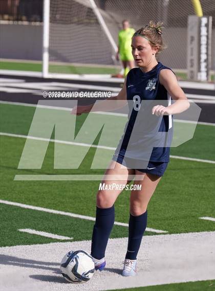 Thumbnail 1 in Reedy vs. Wakeland (UIL Regional Quarterfinal Playoff) photogallery.