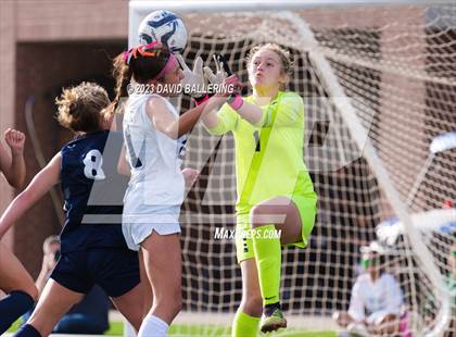 Thumbnail 1 in Reedy vs. Wakeland (UIL Regional Quarterfinal Playoff) photogallery.