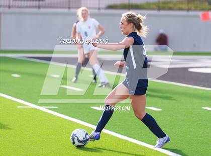 Thumbnail 3 in Reedy vs. Wakeland (UIL Regional Quarterfinal Playoff) photogallery.