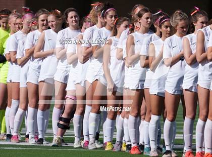 Thumbnail 3 in Reedy vs. Wakeland (UIL Regional Quarterfinal Playoff) photogallery.