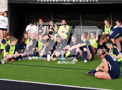 Thumbnail 2 in Reedy vs. Wakeland (UIL Regional Quarterfinal Playoff) photogallery.