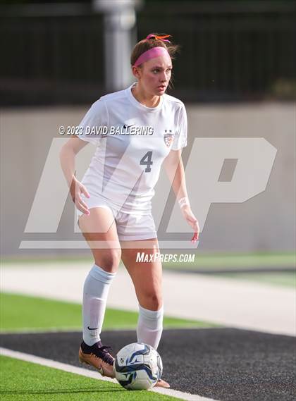 Thumbnail 3 in Reedy vs. Wakeland (UIL Regional Quarterfinal Playoff) photogallery.