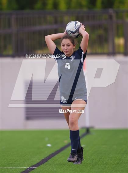Thumbnail 1 in Reedy vs. Wakeland (UIL Regional Quarterfinal Playoff) photogallery.