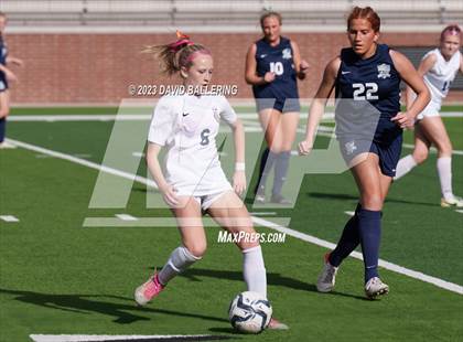 Thumbnail 1 in Reedy vs. Wakeland (UIL Regional Quarterfinal Playoff) photogallery.