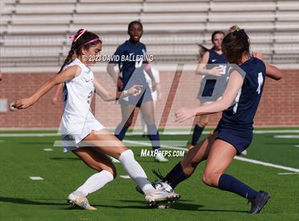 Thumbnail 3 in Reedy vs. Wakeland (UIL Regional Quarterfinal Playoff) photogallery.