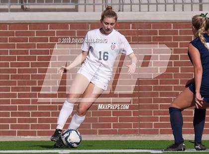Thumbnail 1 in Reedy vs. Wakeland (UIL Regional Quarterfinal Playoff) photogallery.