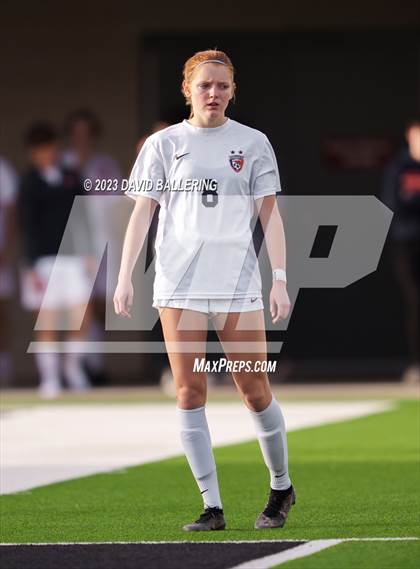Thumbnail 3 in Reedy vs. Wakeland (UIL Regional Quarterfinal Playoff) photogallery.