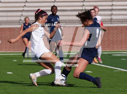 Thumbnail 1 in Reedy vs. Wakeland (UIL Regional Quarterfinal Playoff) photogallery.
