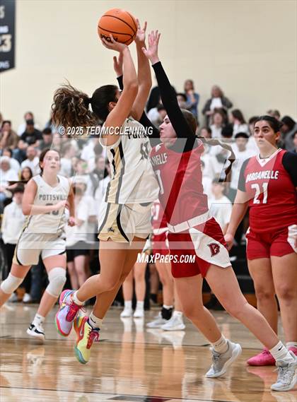 Thumbnail 1 in Dardanelle @ Pottsville photogallery.