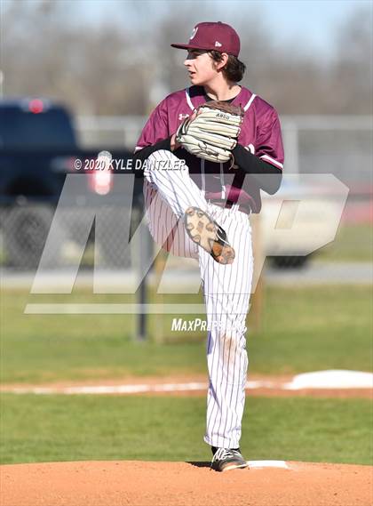 Thumbnail 1 in Bonham vs Whitesboro (Pottsboro Invitational) photogallery.