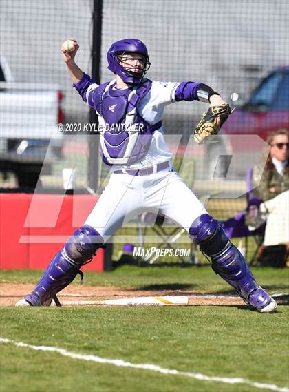 Thumbnail 3 in Bonham vs Whitesboro (Pottsboro Invitational) photogallery.