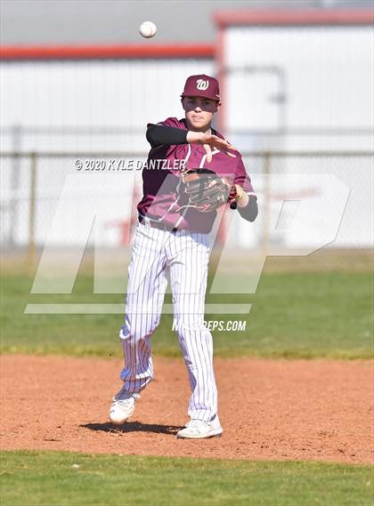 Thumbnail 1 in Bonham vs Whitesboro (Pottsboro Invitational) photogallery.
