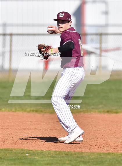 Thumbnail 2 in Bonham vs Whitesboro (Pottsboro Invitational) photogallery.