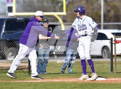 Thumbnail 2 in Bonham vs Whitesboro (Pottsboro Invitational) photogallery.