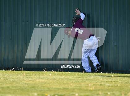 Thumbnail 1 in Bonham vs Whitesboro (Pottsboro Invitational) photogallery.