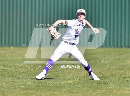 Thumbnail 1 in Bonham vs Whitesboro (Pottsboro Invitational) photogallery.